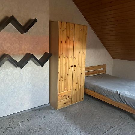 布达佩斯苹果酒店 Будапеща Екстериор снимка