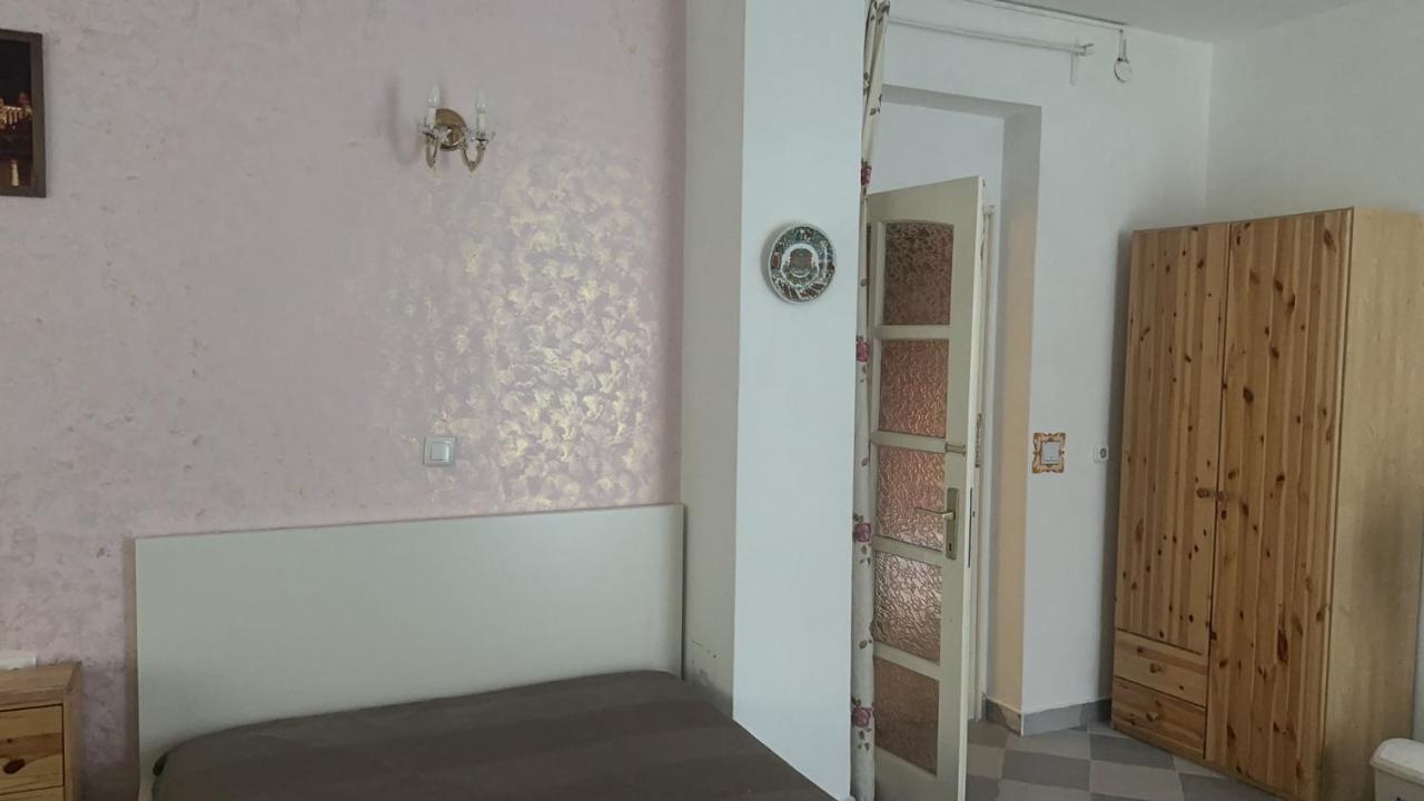 布达佩斯苹果酒店 Будапеща Екстериор снимка
